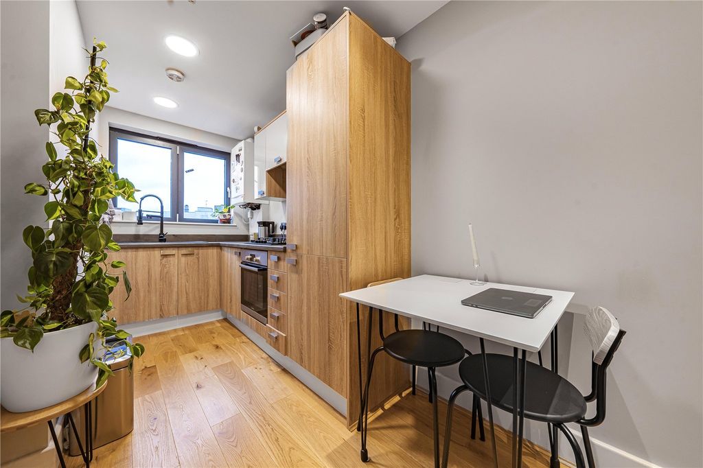 Property photo 3 of 8 Picture No. 08