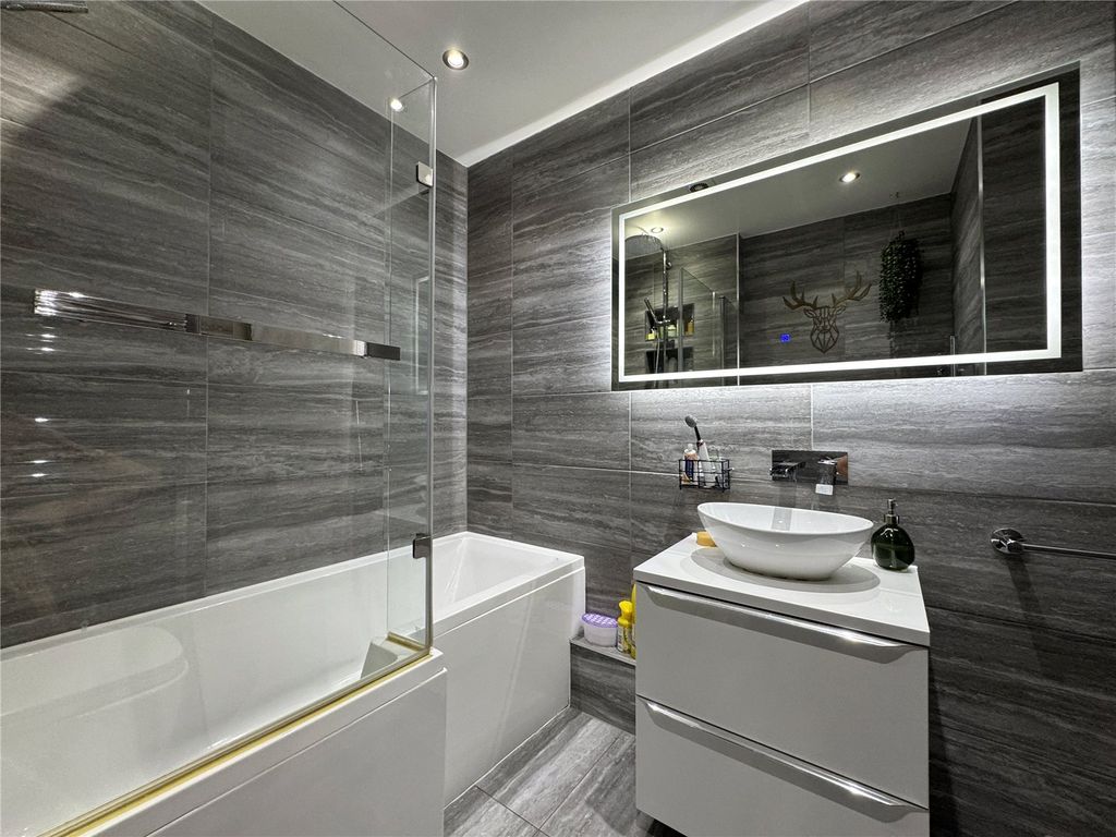 Property photo 1 of 26 Picture No. 10
