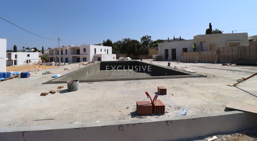 Property photo 3 of 31