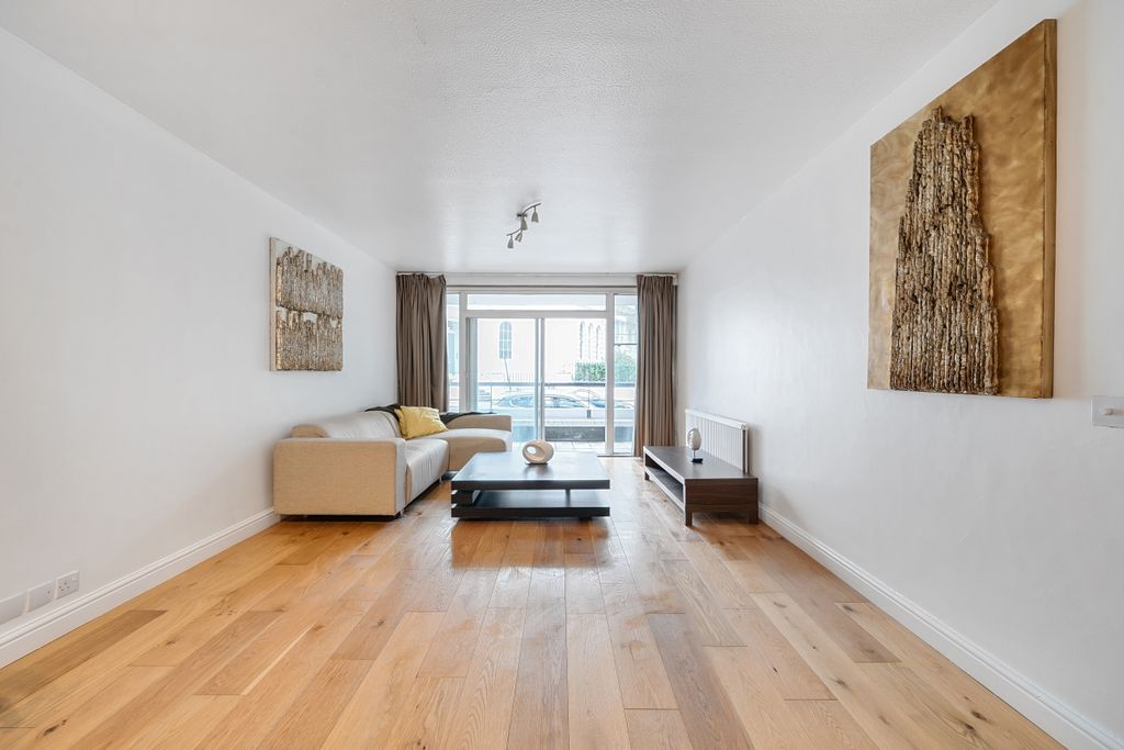 Property photo 2 of 16 1333663-14-688c82...