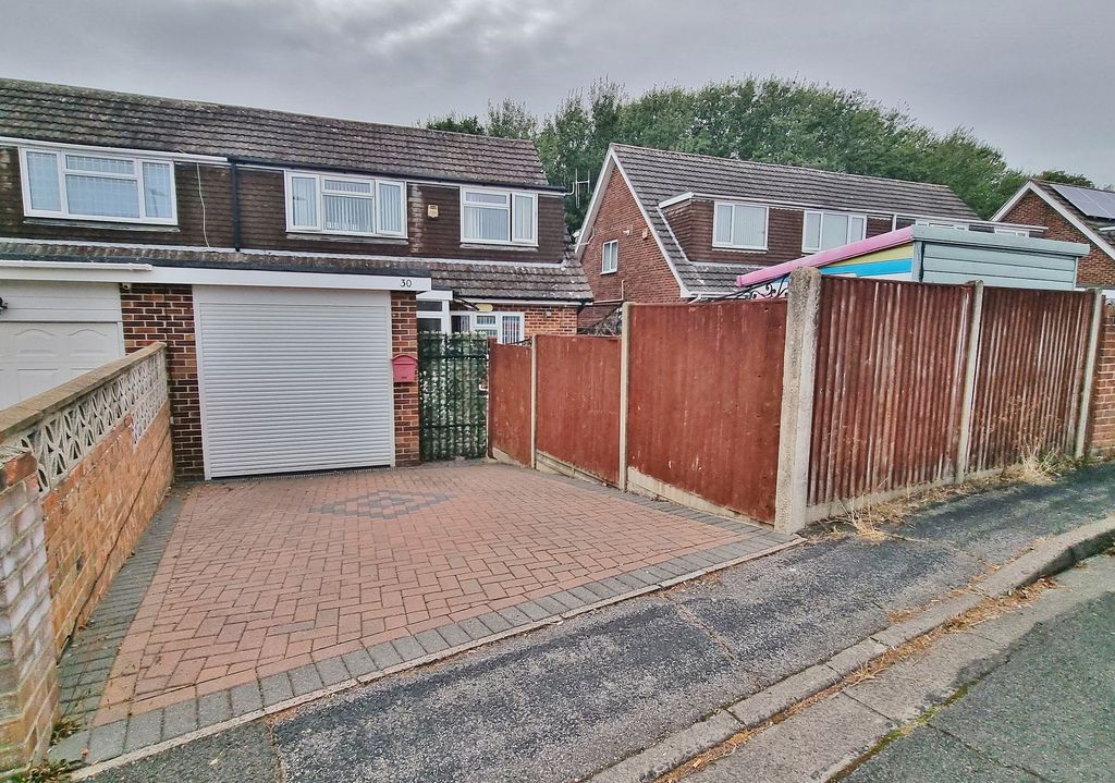Property photo 2 of 19