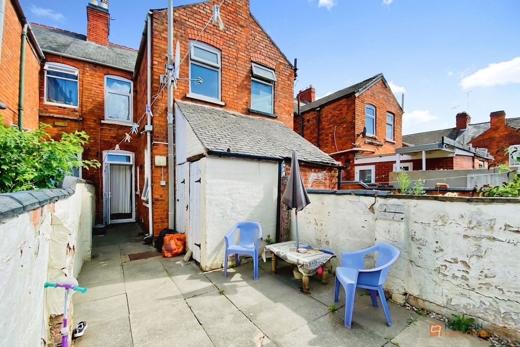 Property photo 2 of 13