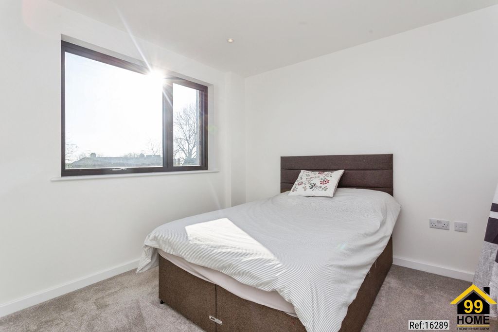 Property photo 3 of 20 Photo 2