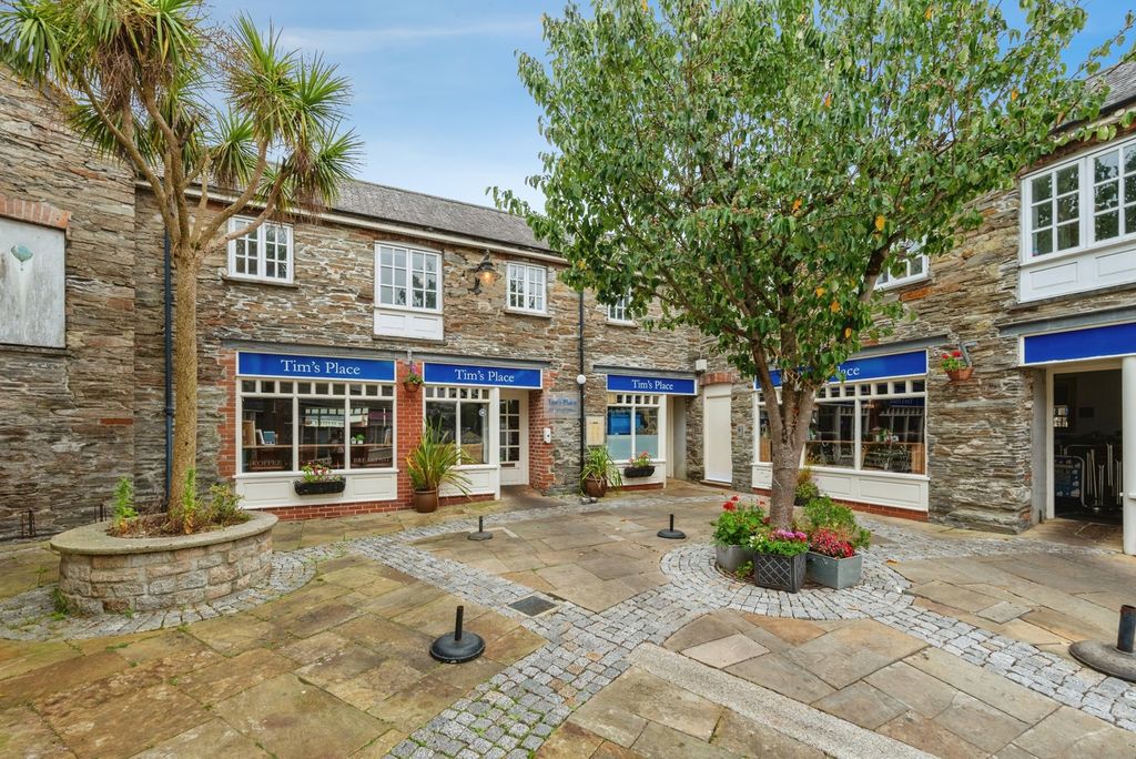 Property photo 1 of 13 Pbox-Img.Jpg