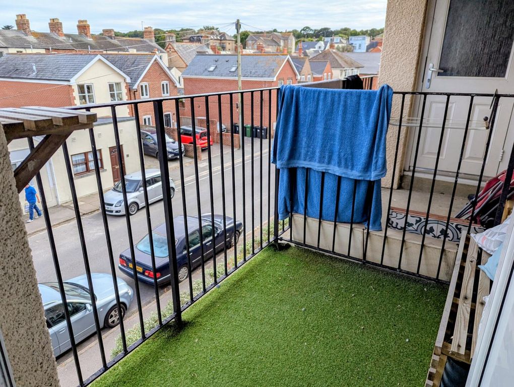 Property photo 3 of 13 Balcony