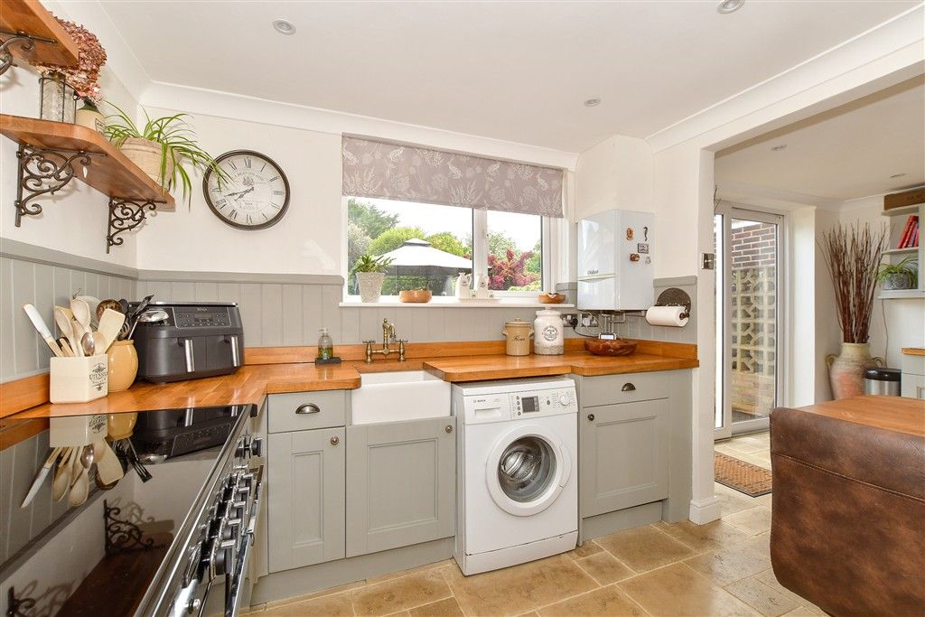 Additional image 5 of 5 bed semi-detached house for saleMeadow Way, Littlehampton, West Sussex BN17