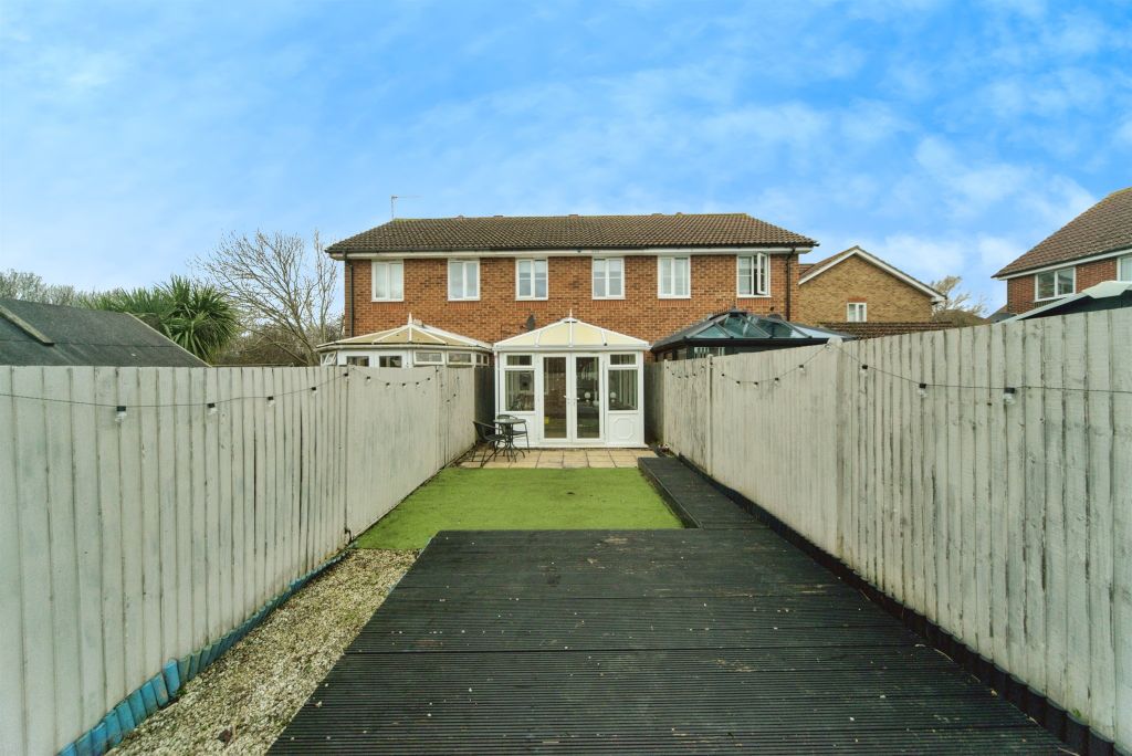 Property photo 2 of 16