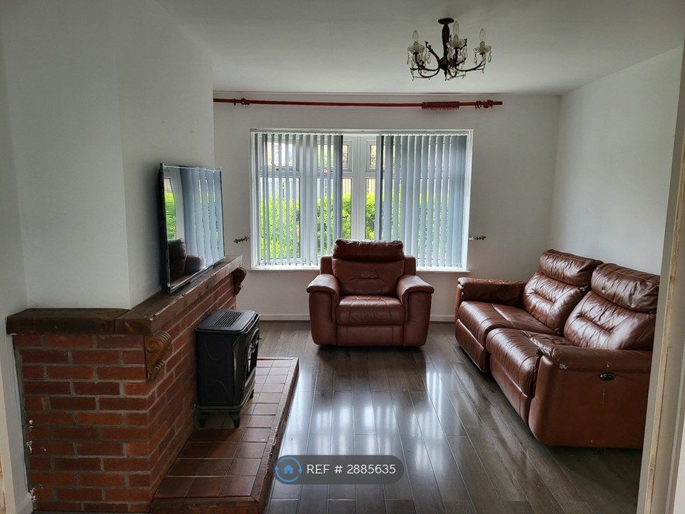 Property photo 3 of 24