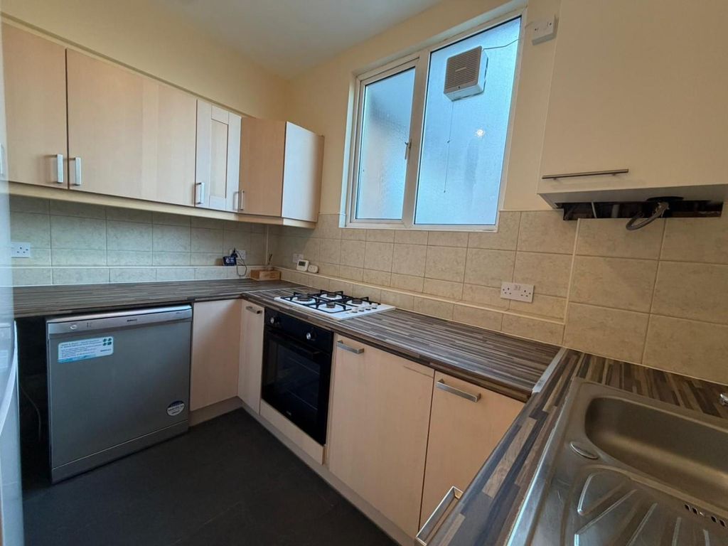 Property photo 3 of 11 Photo 13-10-2025, 14 31 32 (1).Jpg