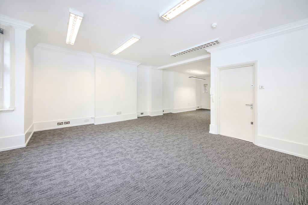 Property photo 3 of 29