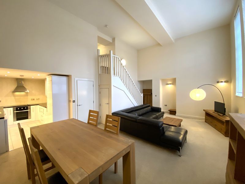 Property photo 3 of 25 Photo 11