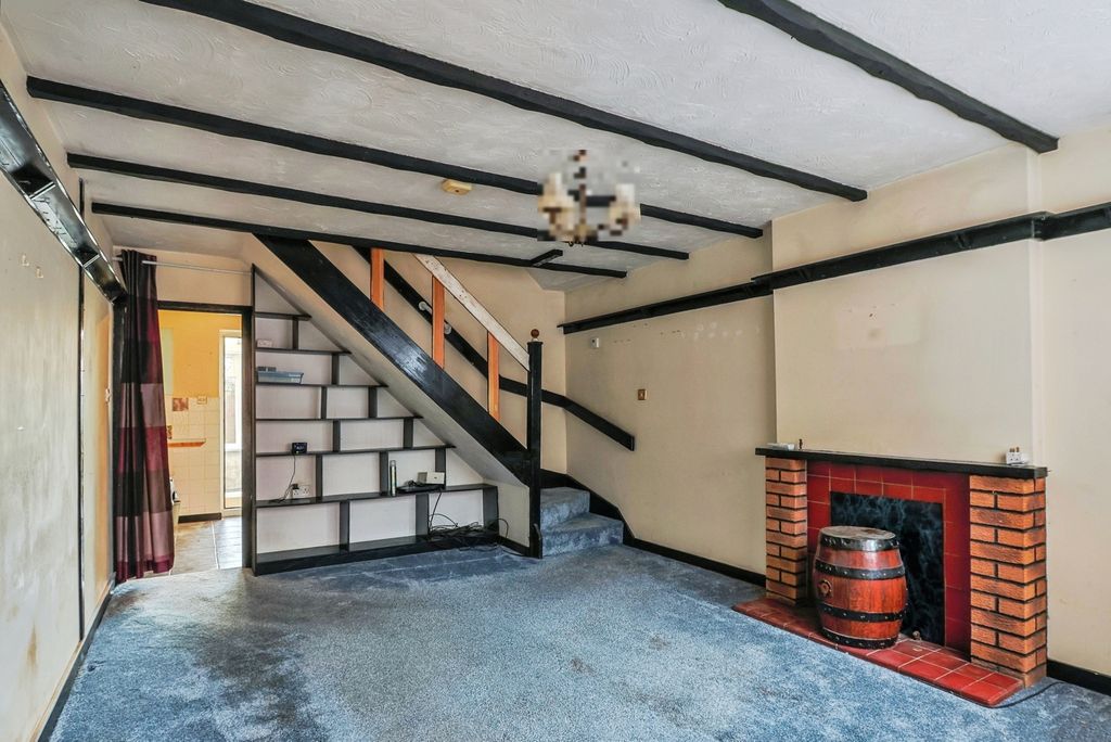 Property photo 2 of 18 Pbox-Img.Jpg