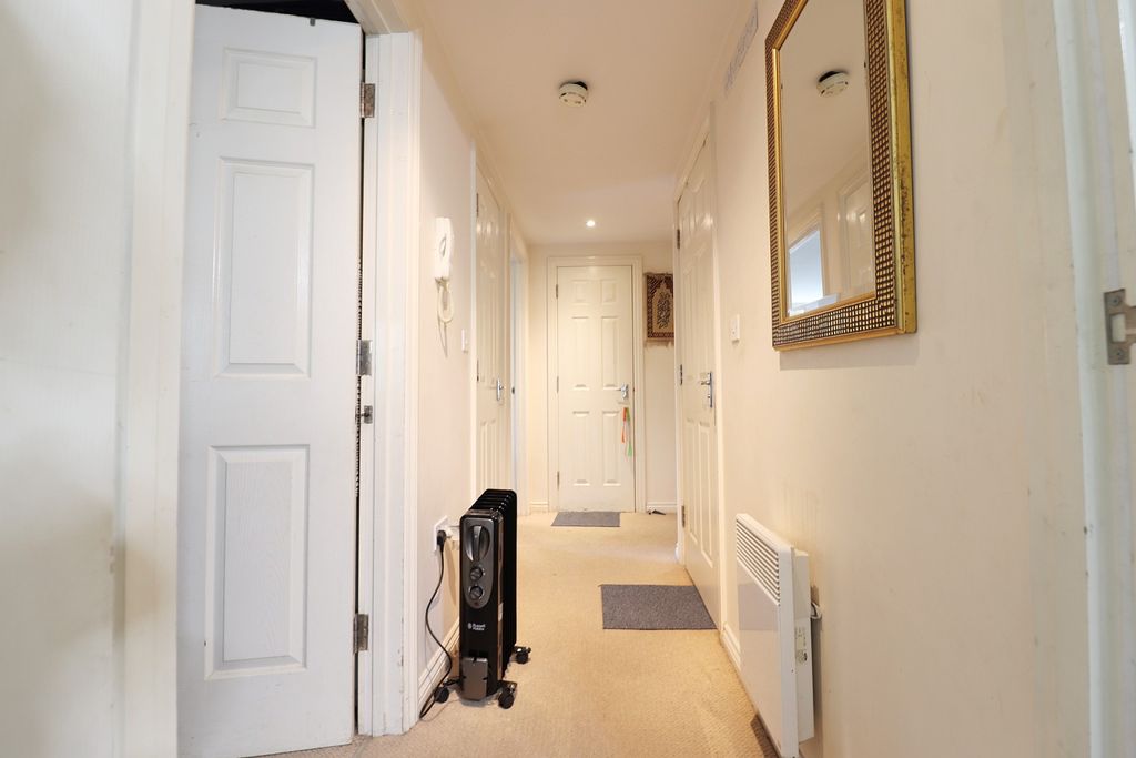 Property photo 3 of 10 Gallery