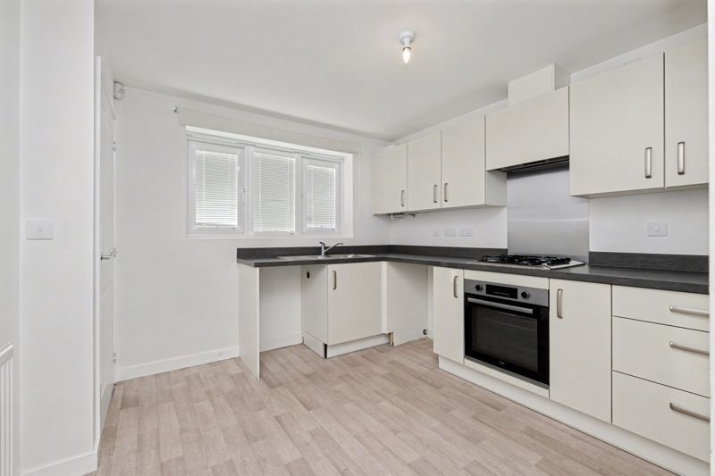 Property photo 3 of 19 Photo 7