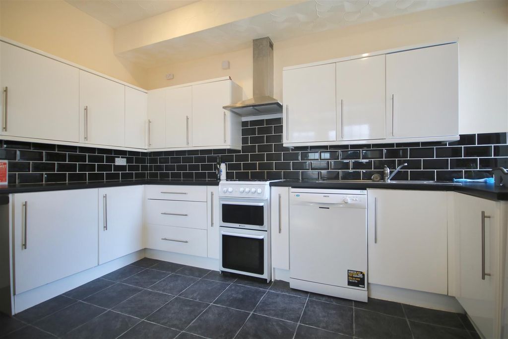 Property photo 2 of 18 Img_0814.Jpg