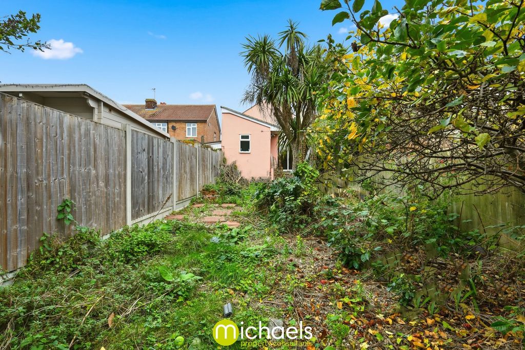 Property photo 3 of 16