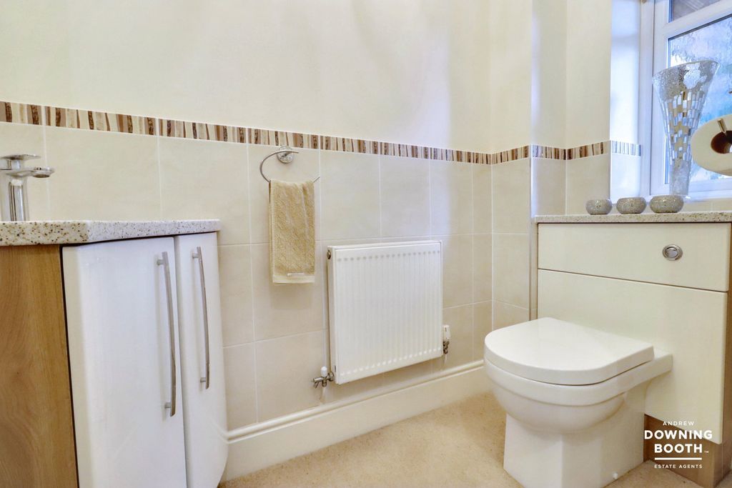 Additional image 19 of 5 bed detached house for saleClayton Drive, Lichfield WS13