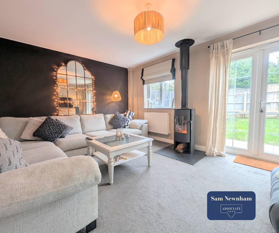 Property photo 3 of 12 Living Room