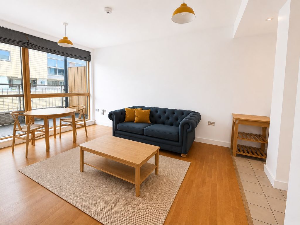Property photo 1 of 10 Charming 2 Bedroom Period Apartment With Allocated Parking