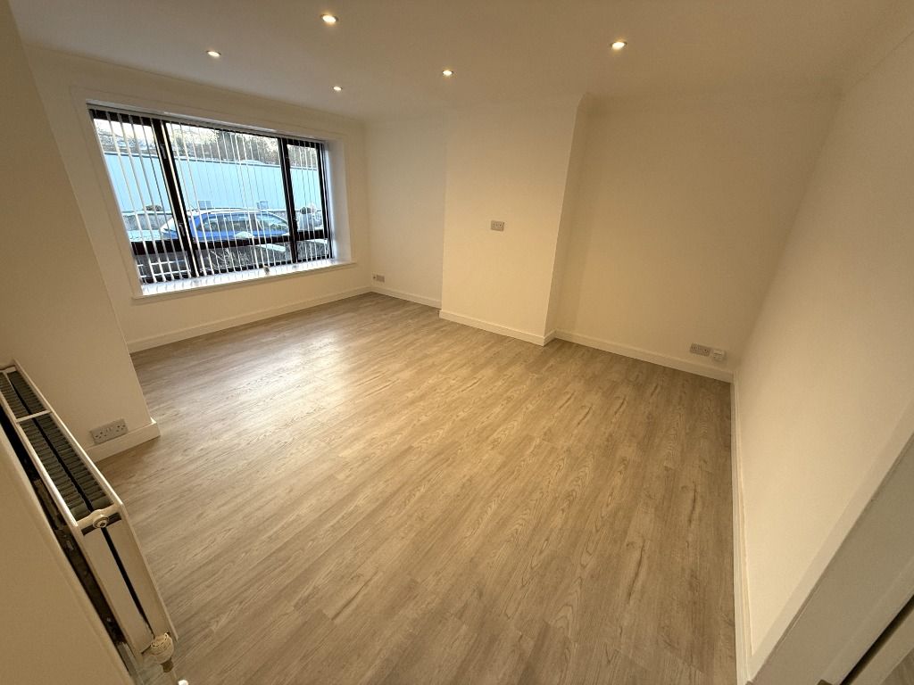 Property photo 2 of 11 Photo 2