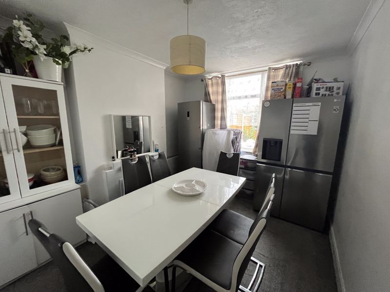 Property photo 3 of 7 Photo 3