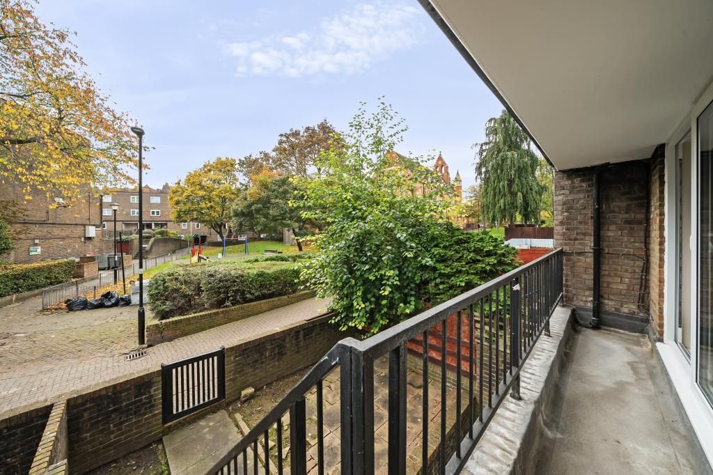 Property photo 3 of 12 Balcony