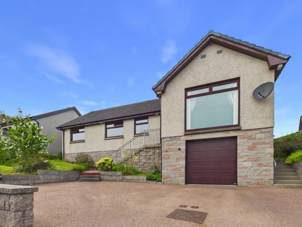 Property photo 1 of 50