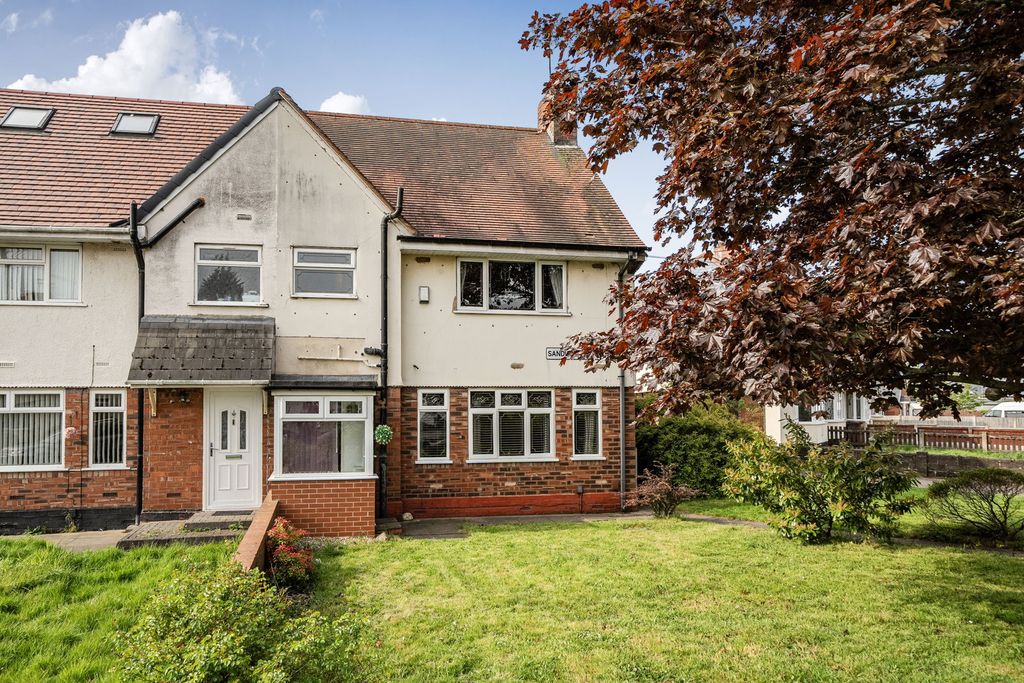 Property photo 2 of 18