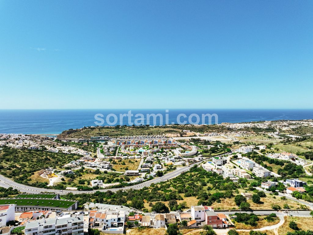 Property photo 1 of 39