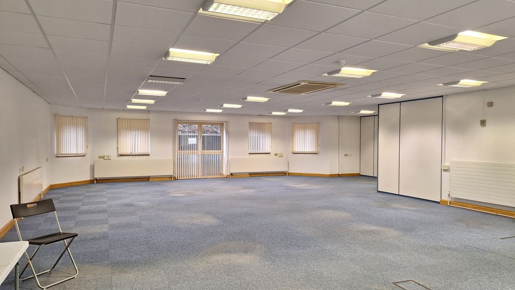 Property photo 2 of 5