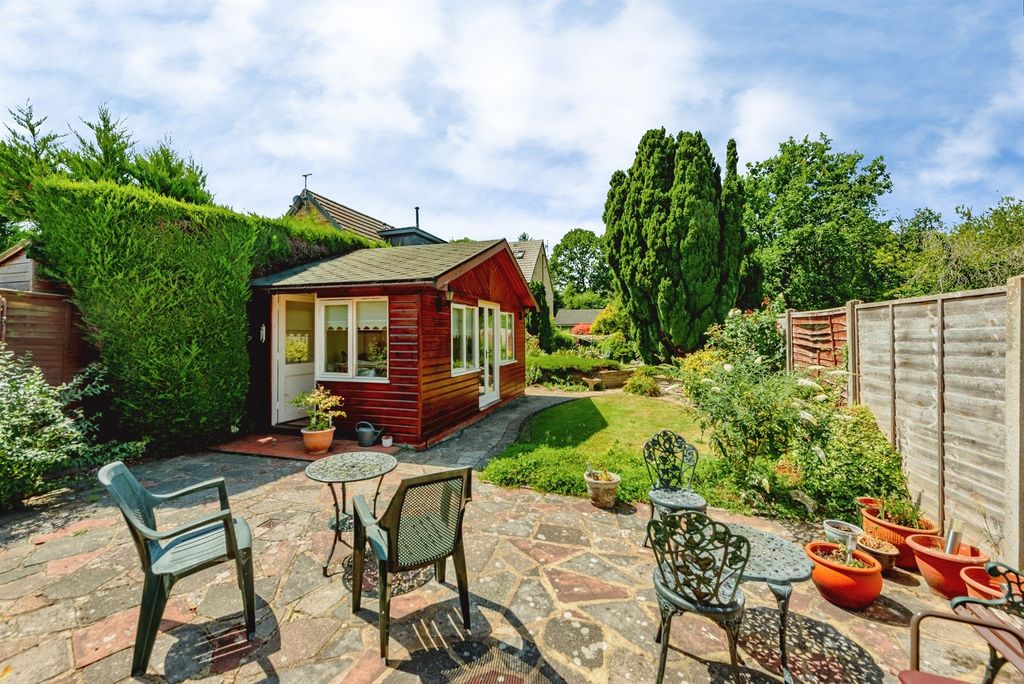 Property photo 2 of 13