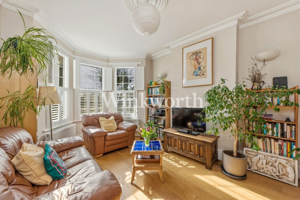 Property photo 2 of 25 Picture No. 27