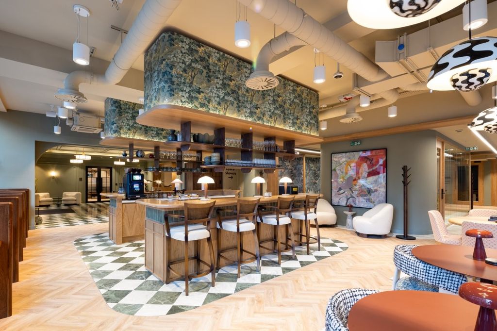 Property photo 3 of 8