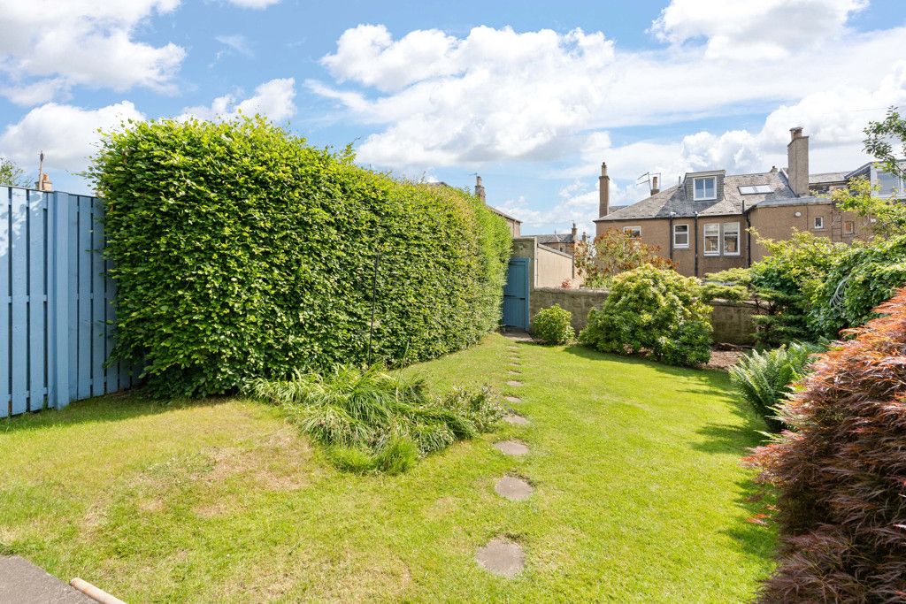 Property photo 2 of 44