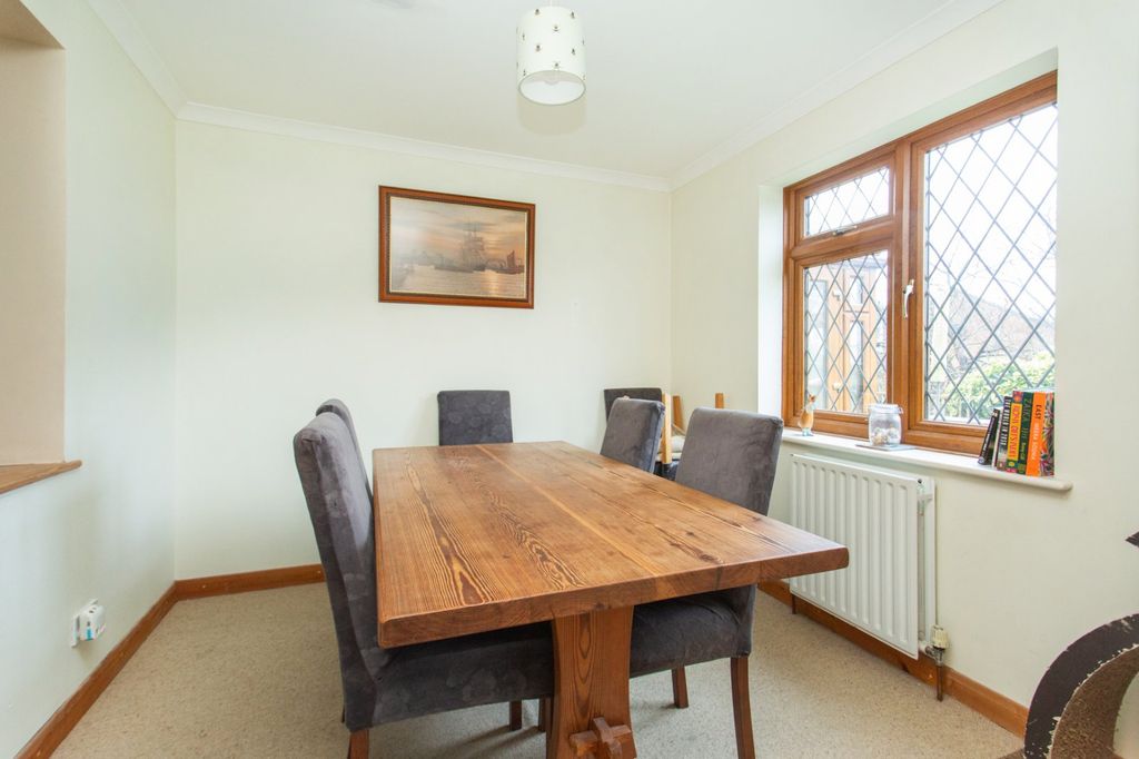 Property photo 3 of 19 Picture 3