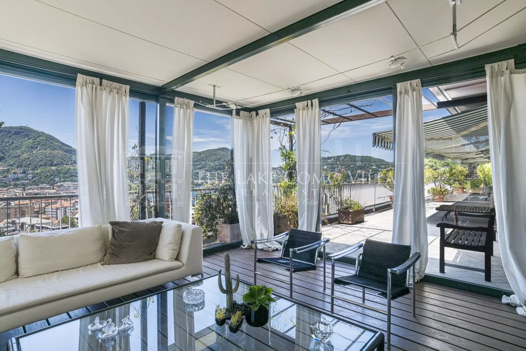 Property photo 2 of 36 The Lake Como Villa-Via Scallini Appartamento Como