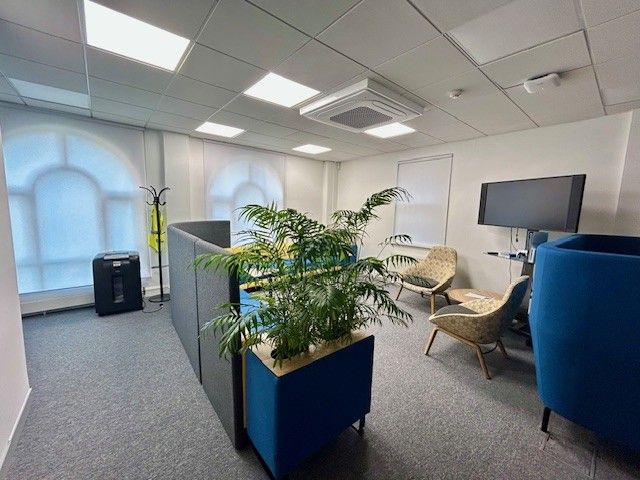 Property photo 2 of 18 Photo 9