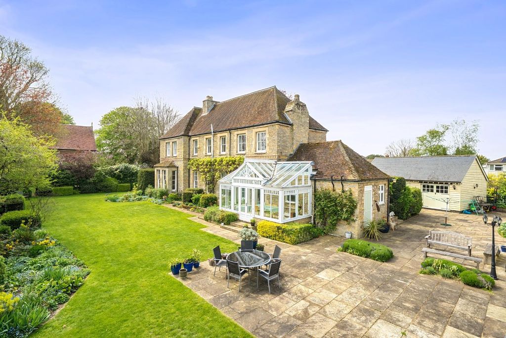 Property photo 1 of 50 1446760-10-69E101961013A.Jpg