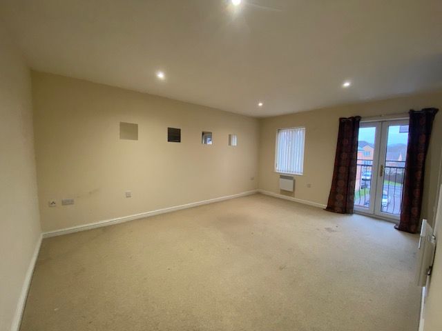 Property photo 3 of 5 Living Room