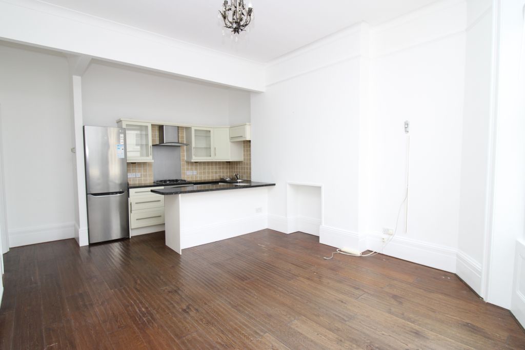 Property photo 3 of 9 Living Room