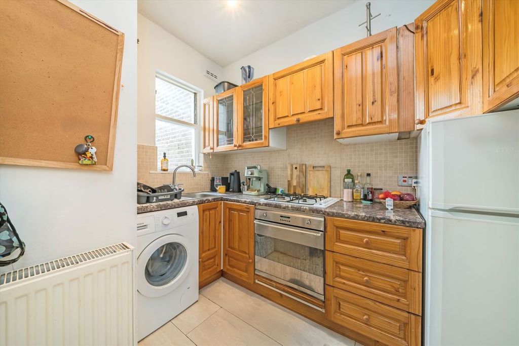 Property photo 3 of 5