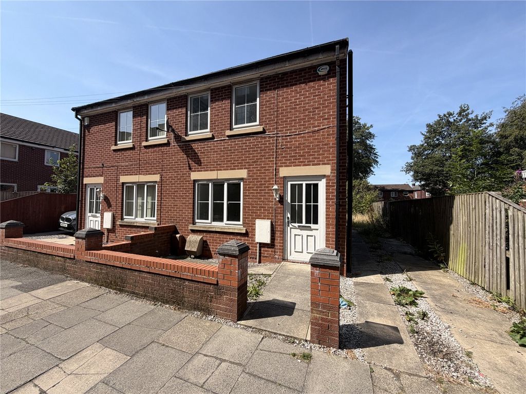 Property photo 1 of 17 Picture No. 18