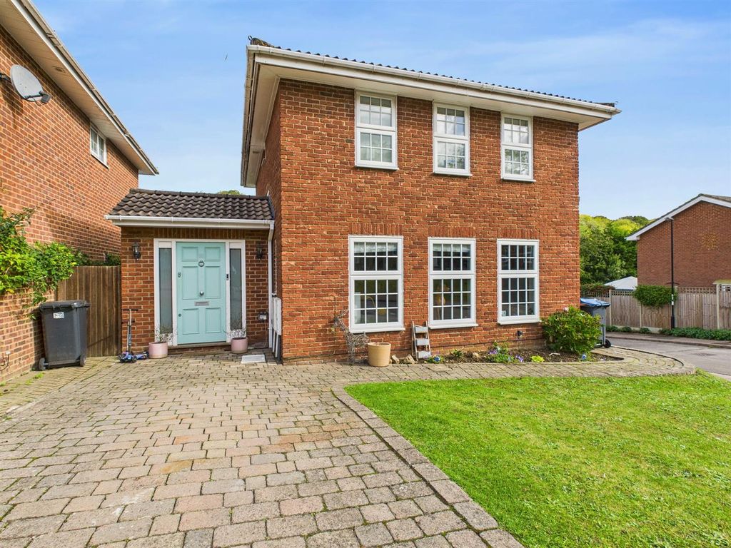 Property photo 1 of 23 Cam02885G0-Pr0492-Still007.Jpg