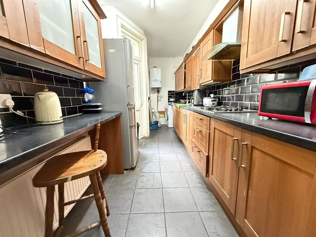 Property photo 3 of 4 04.Jpg