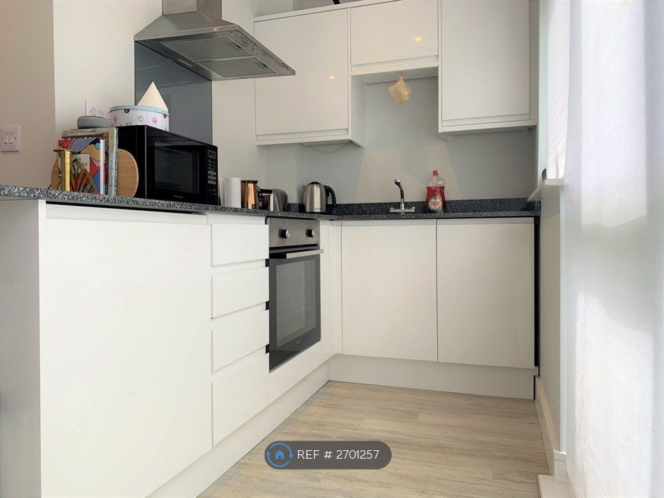 Property photo 1 of 5