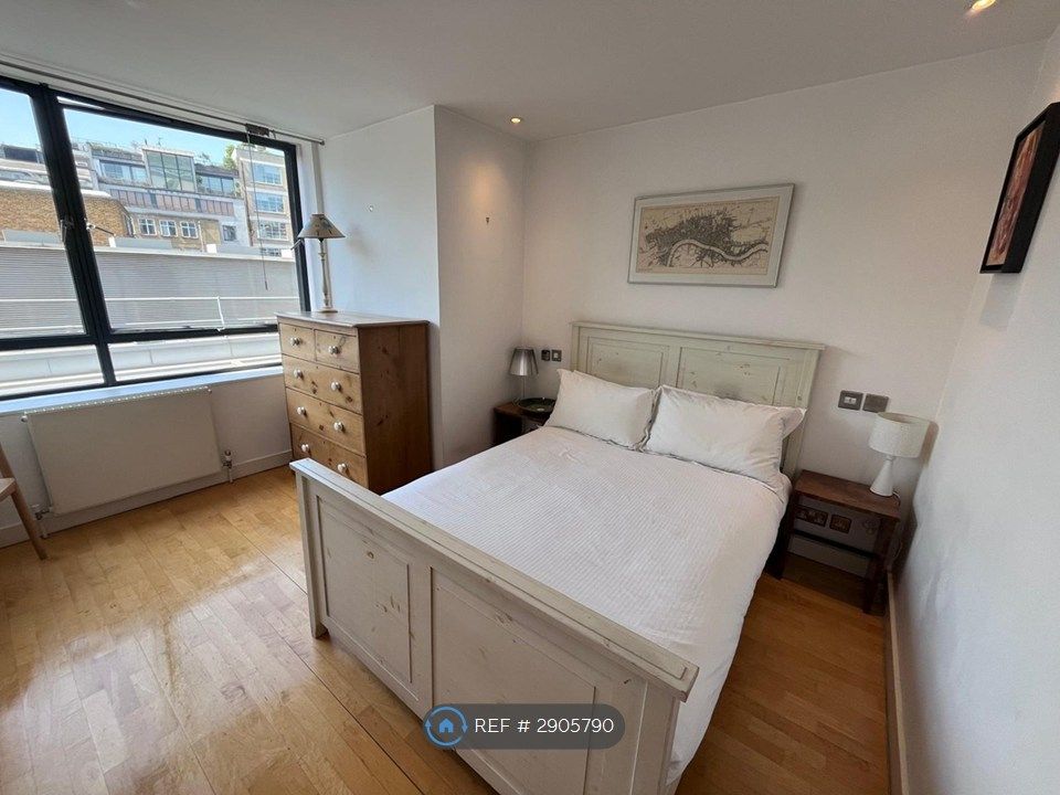 Property photo 1 of 13 Bedroom