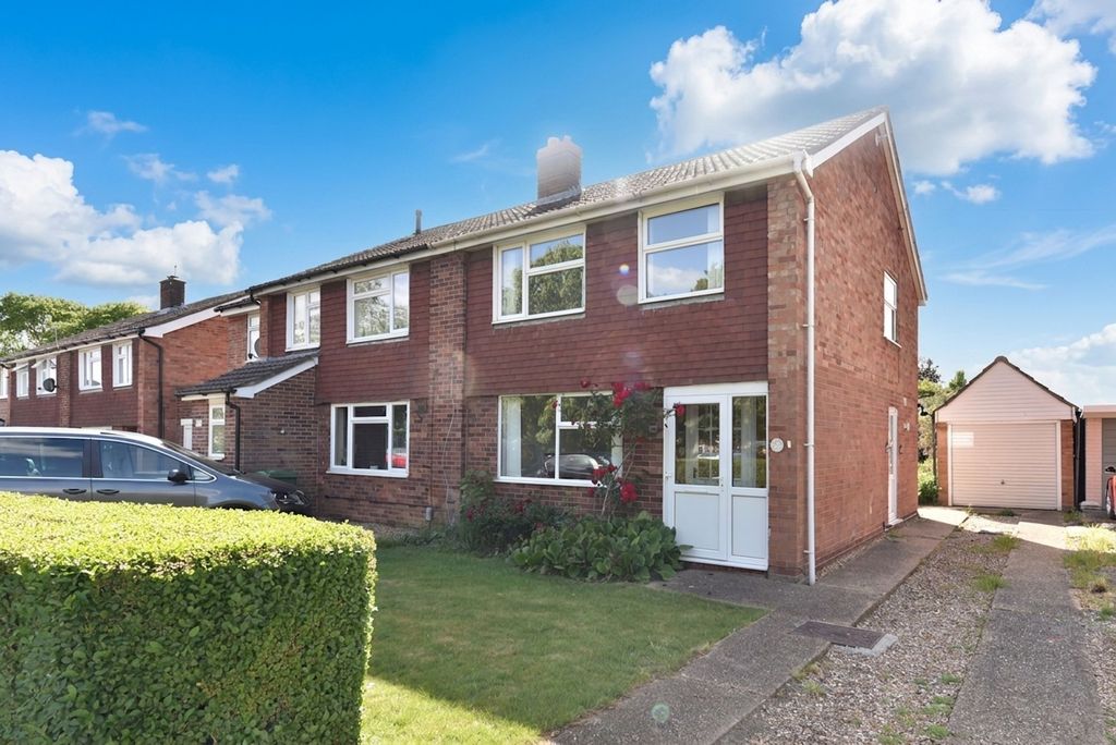 Property photo 1 of 17