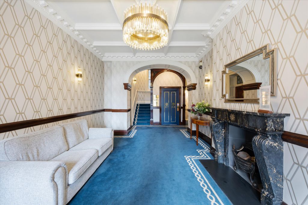 Property photo 2 of 17 Image