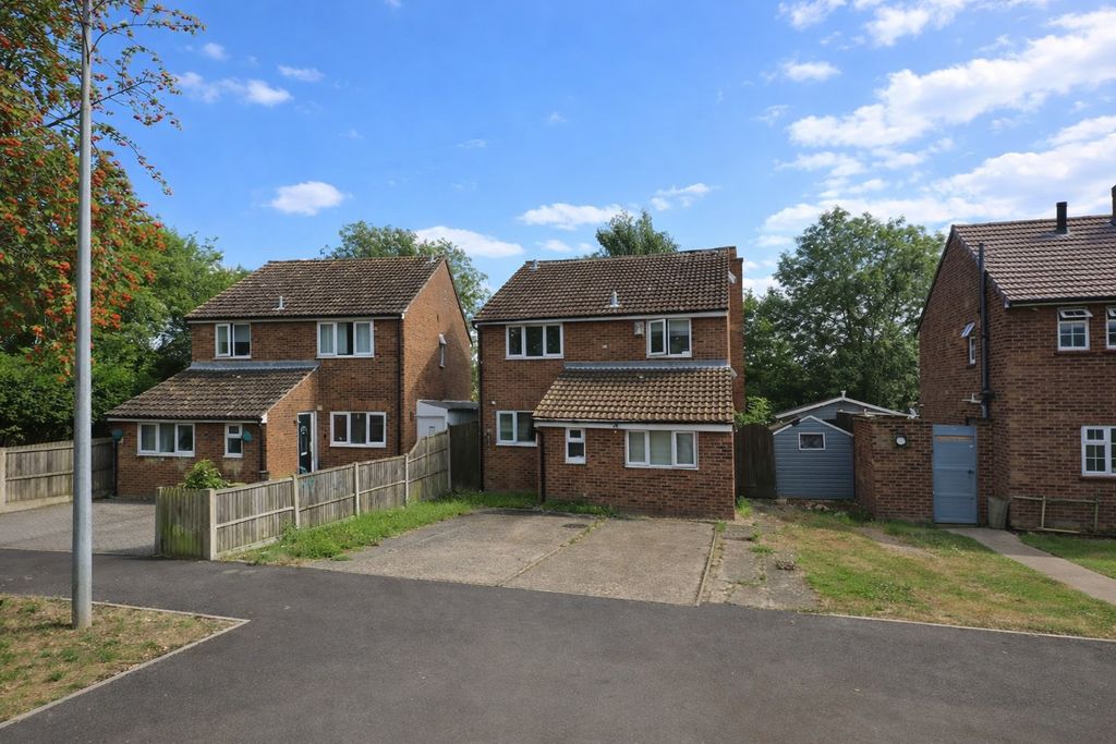 Property photo 1 of 4