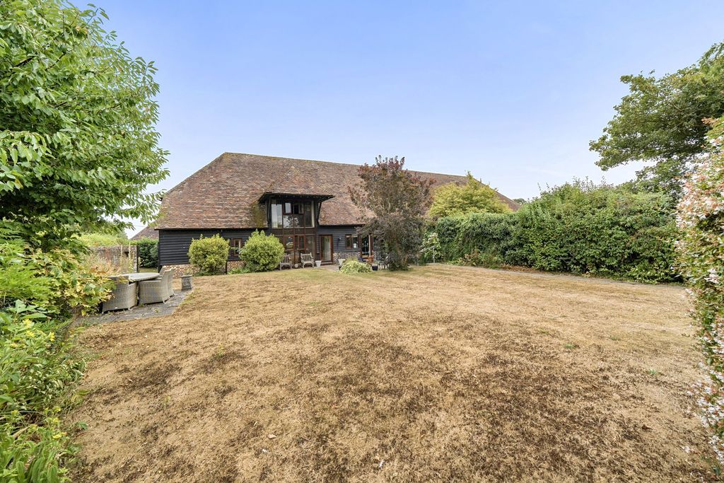 Property photo 1 of 31